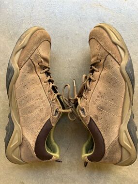 Ecco Men's Casual Suede Walking Shoes